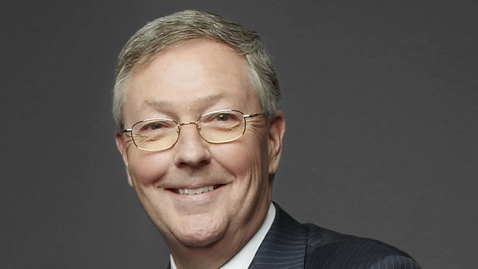 Carter G. Phillips headshot