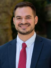 Jose Perez headshot