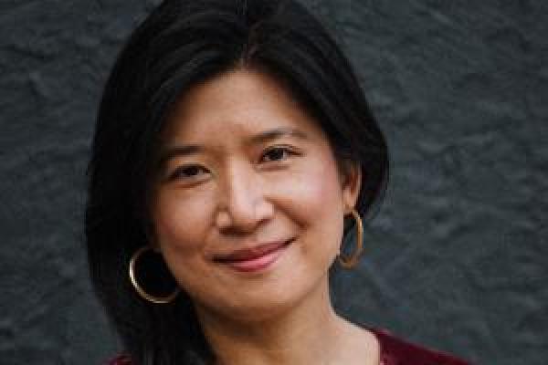 Erin Lin Headshot
