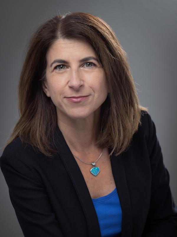 Jennifer Mitzen headshot