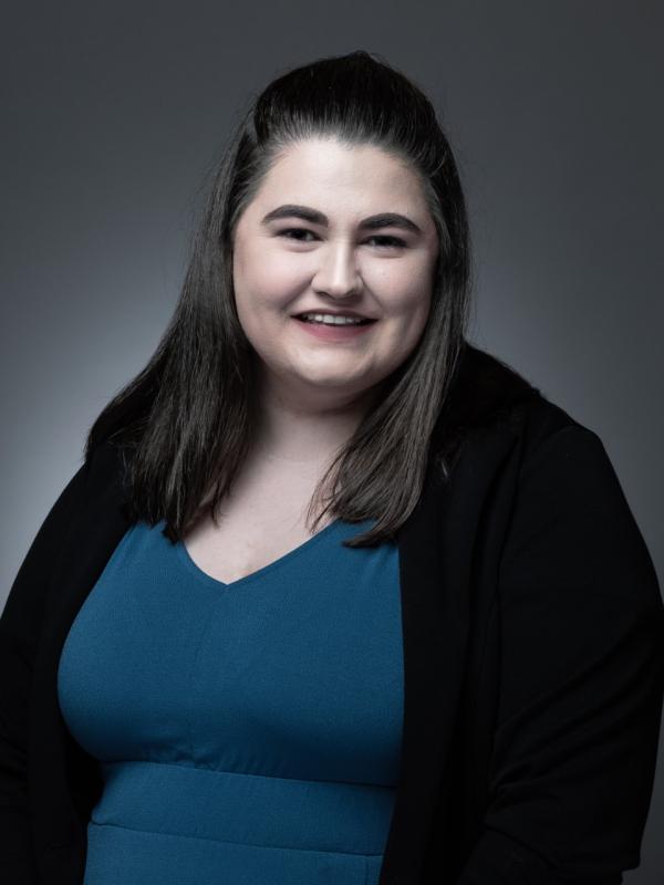 Kristen headshot