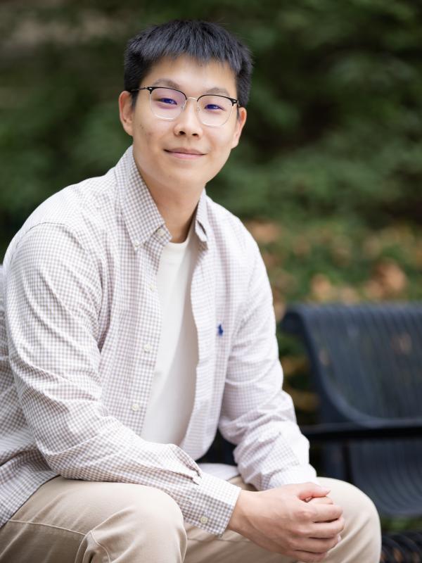 Leo Li headshot