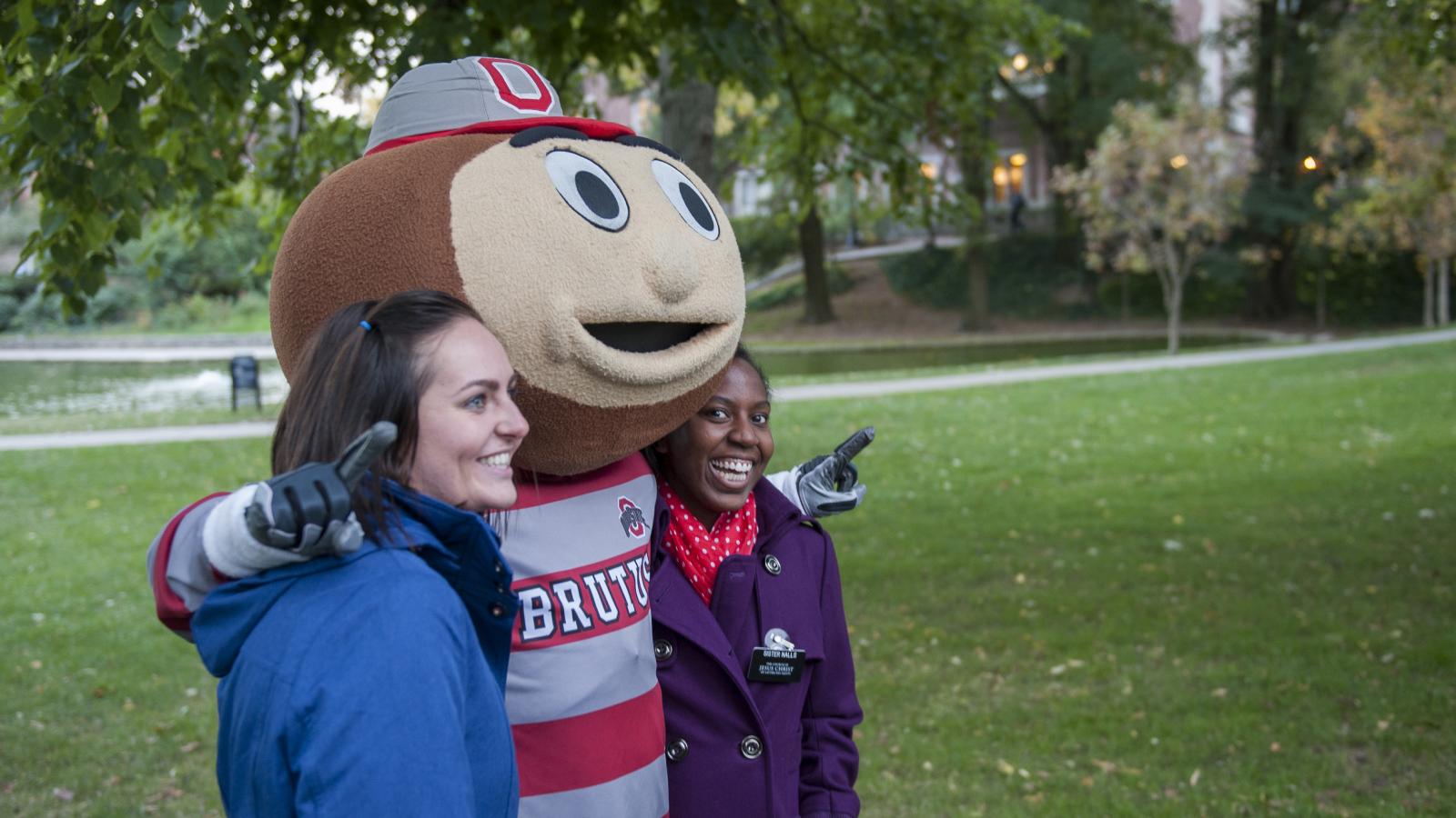 Photo of students with mascot
